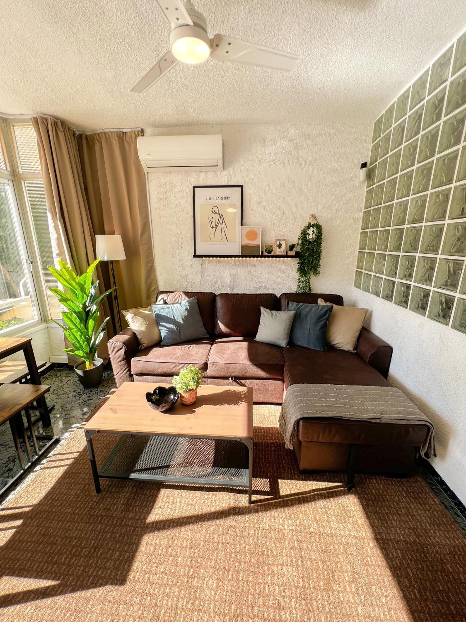 Apartamento Cozy And Bright Flat With Pool Torremolinos Exterior foto