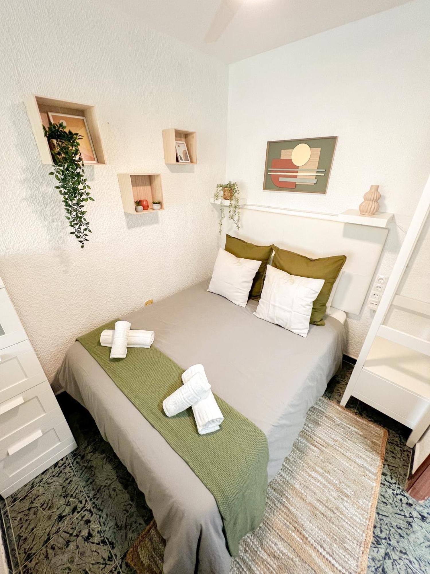 Apartamento Cozy And Bright Flat With Pool Torremolinos Exterior foto