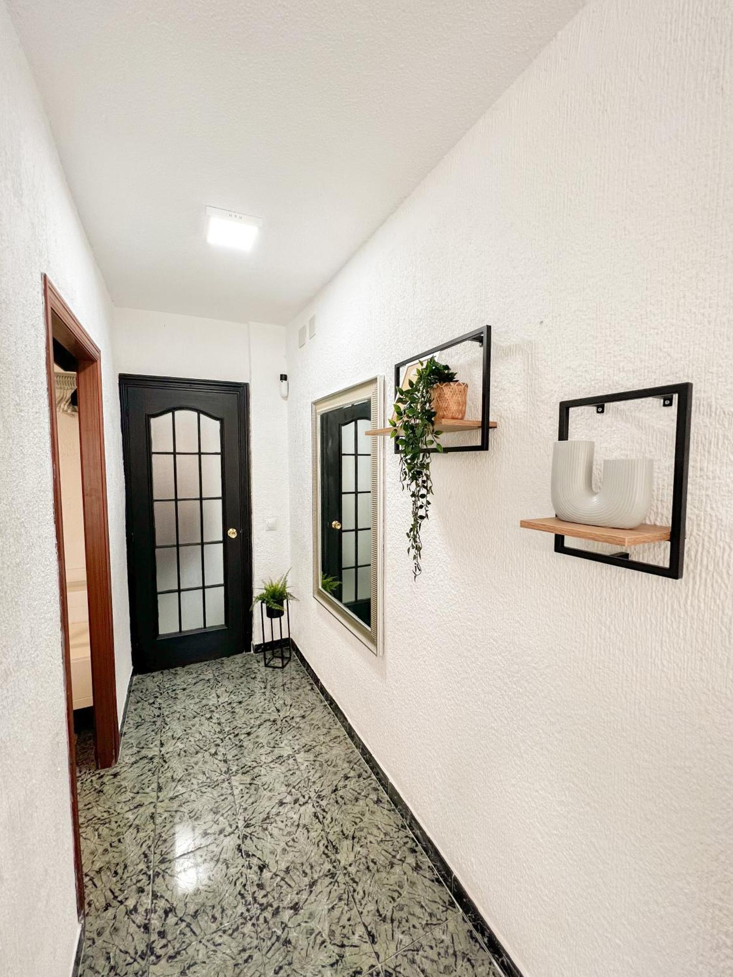 Apartamento Cozy And Bright Flat With Pool Torremolinos Exterior foto